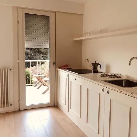 Apartment Seaside With Terrasse In Garavan