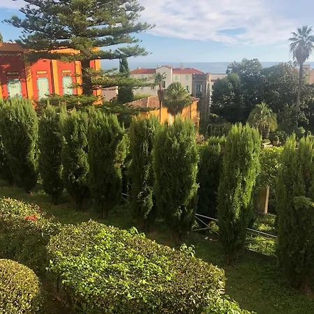 Seaside With Terrasse In Garavan Apartment *