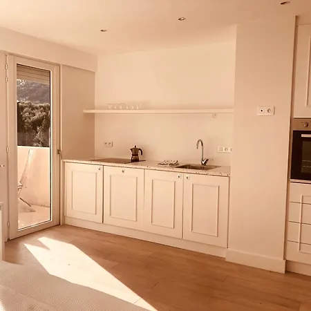 Seaside With Terrasse In Garavan Apartment Menton